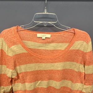 Women’s Loft Sweater Size Medium